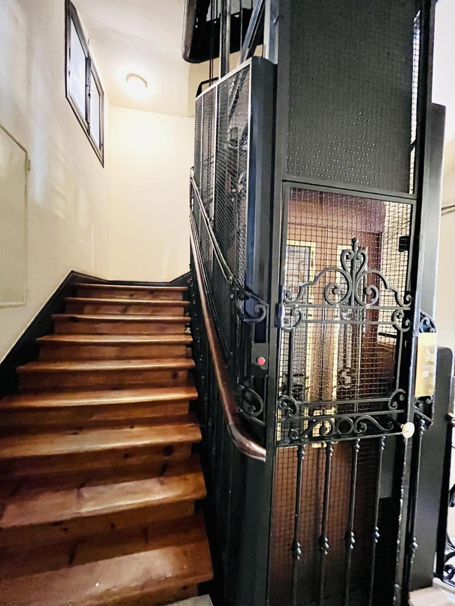 Dplace To Be - Amazing Apartments In Historic Center มาดริด ภายนอก รูปภาพ