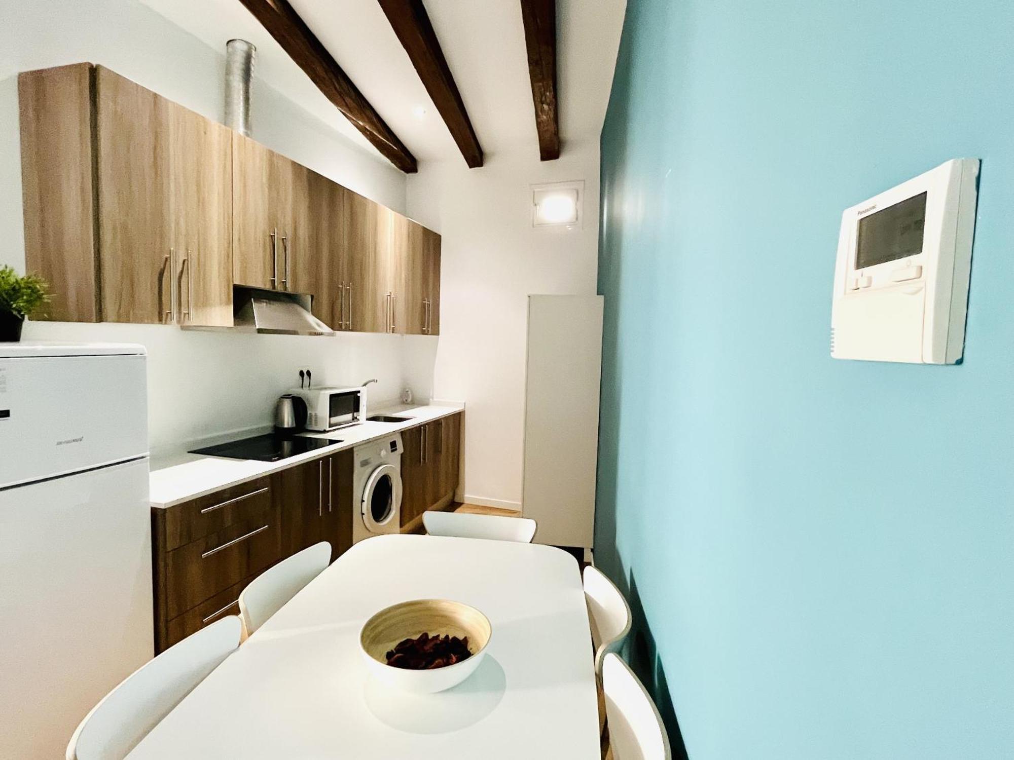 Dplace To Be - Amazing Apartments In Historic Center มาดริด ห้อง รูปภาพ