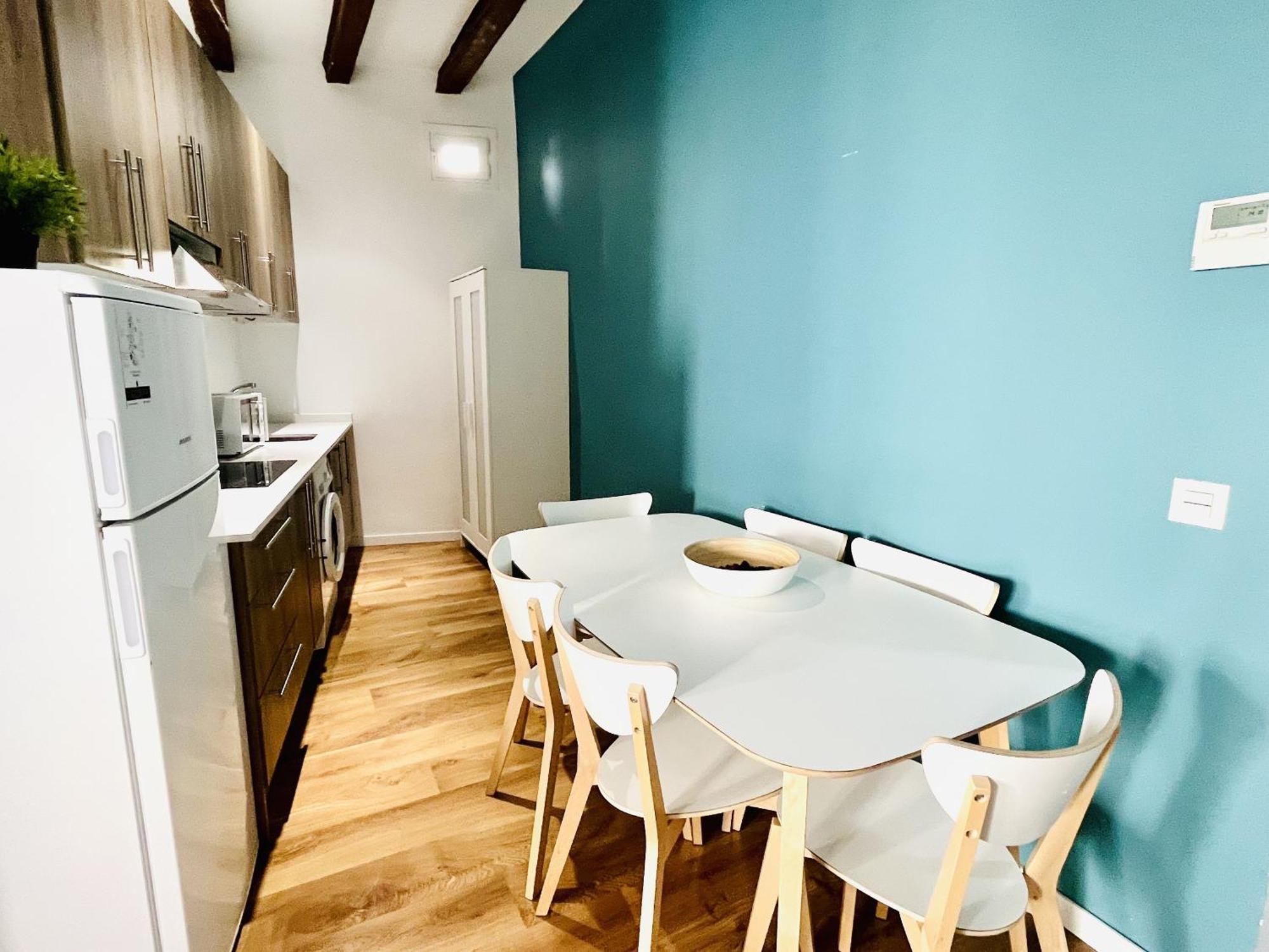 Dplace To Be - Amazing Apartments In Historic Center มาดริด ห้อง รูปภาพ