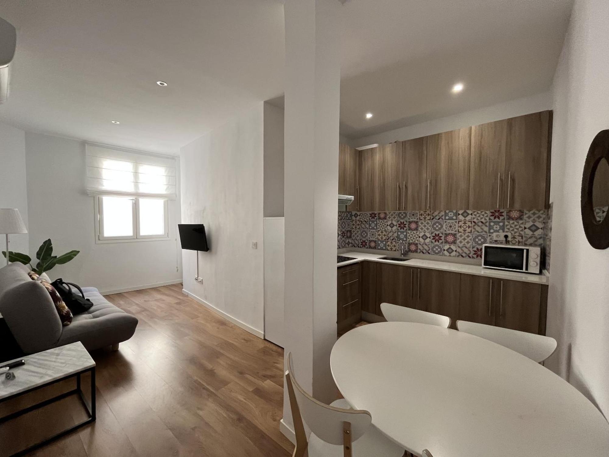 Dplace To Be - Amazing Apartments In Historic Center มาดริด ภายนอก รูปภาพ