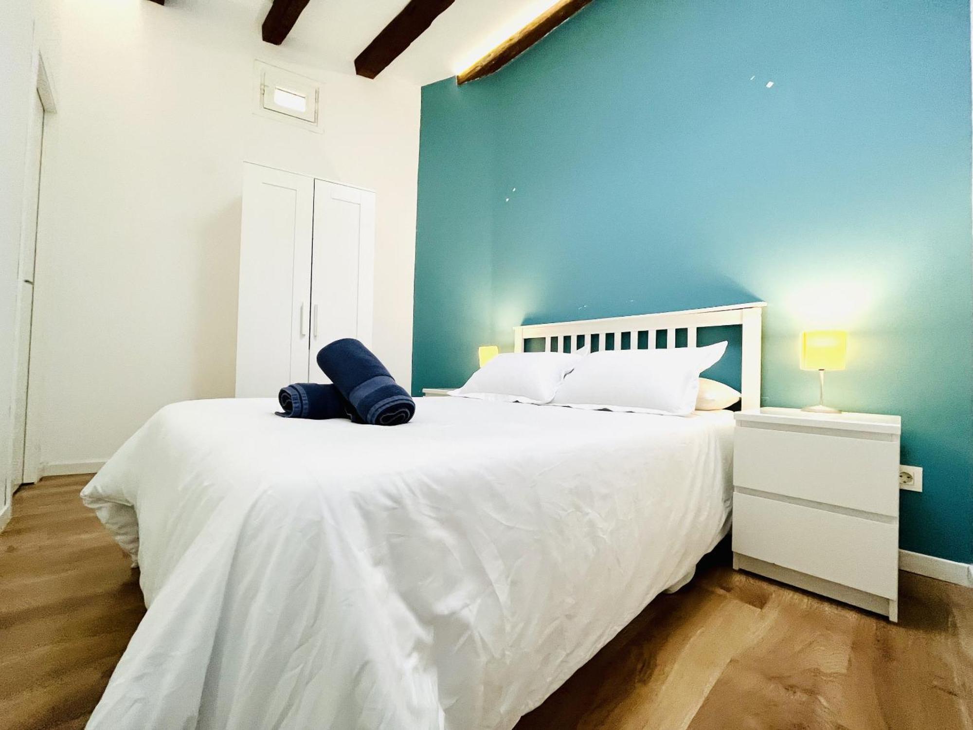 Dplace To Be - Amazing Apartments In Historic Center มาดริด ภายนอก รูปภาพ